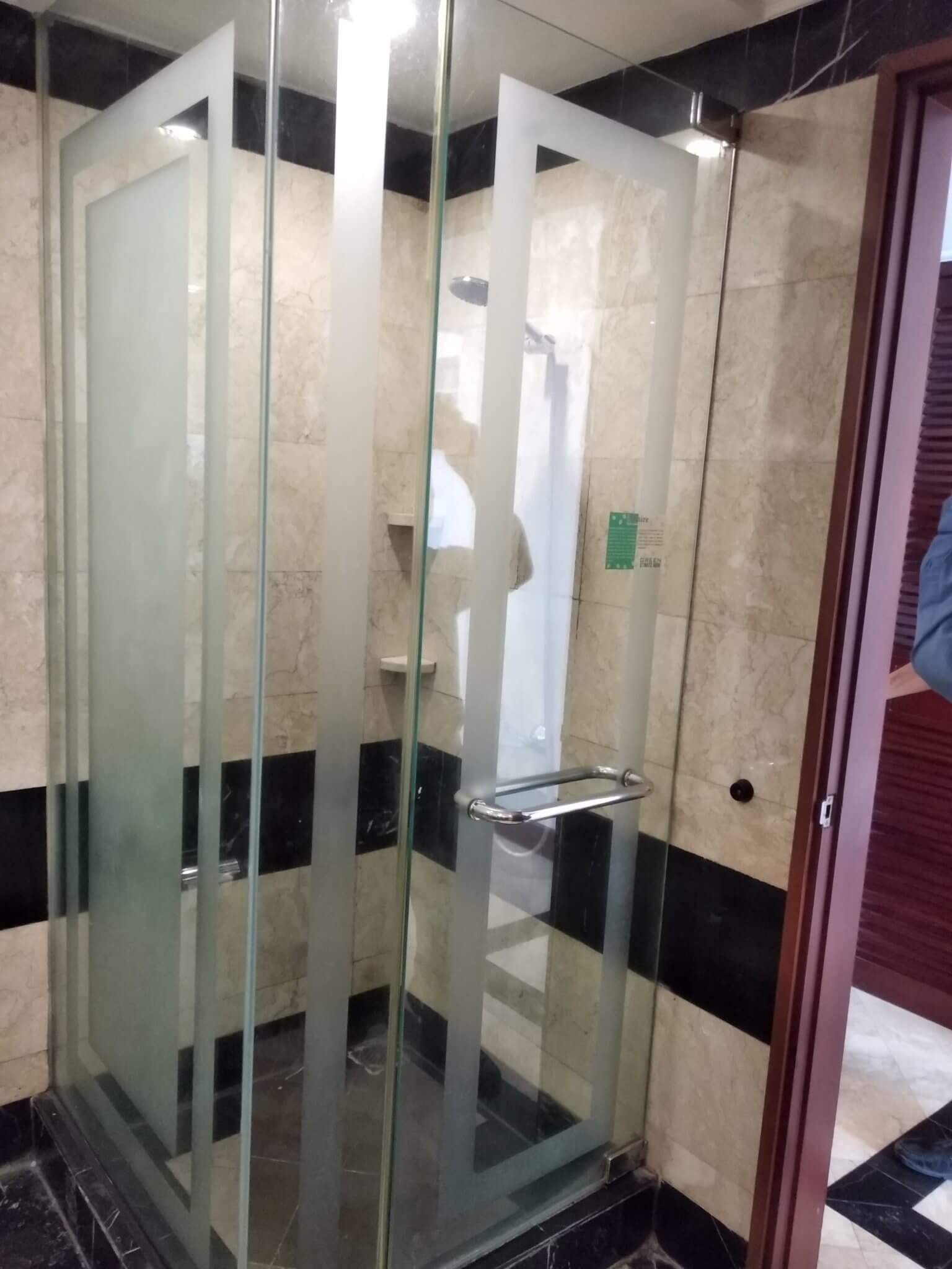 Kaca Shower Kamar Mandi Harga terbaru bulan 2022
