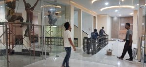 harga kaca tempered terpasang bsd